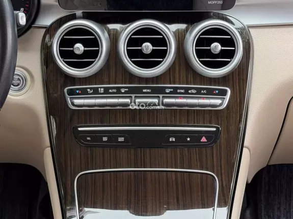 Mercedes-Benz GLC 200 2020 - GLC200 2020
