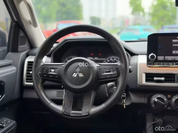 Mitsubishi Triton GLX 2024 - Xe đẹp như mới, bank có hỗ trợ
