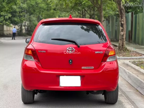 Toyota Yaris 2011 - Toyota Yaris 1.3 AT 2011