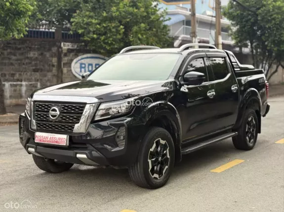 Nissan Navara NP300 VL 4x4 AT 2022 - Xe tốt. Cam kết chính hãng