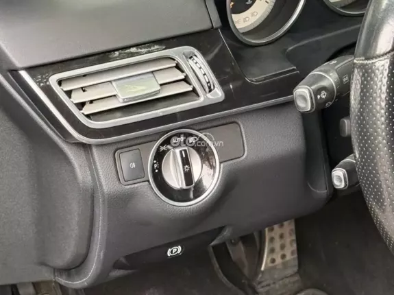 Mercedes-Benz E250 AMG 2016 - Xe chất