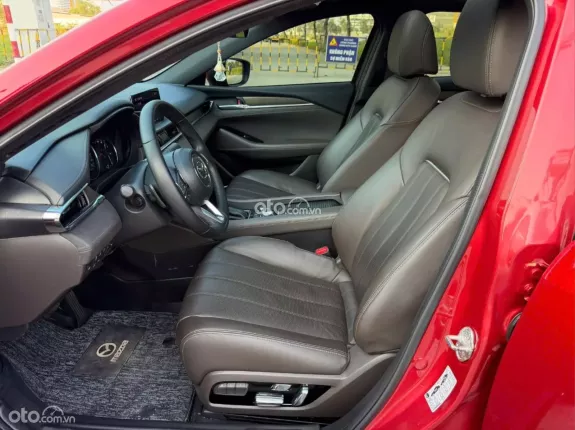 Mazda 6 2.5L Signature Premium 2022 - Xe như mới, hỗ trợ vay cao