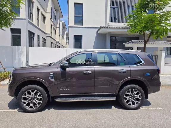 Ford Everest Titanium 2.0 AT 4x2 2023 - Xe cực mới, ngân hàng hỗ trợ cao