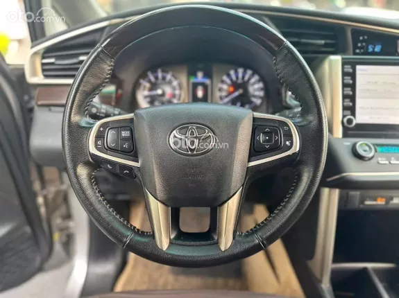 Toyota Innova 2.0G 2023 - Xe đẹp bản G, đủ hồ sơ sang tên