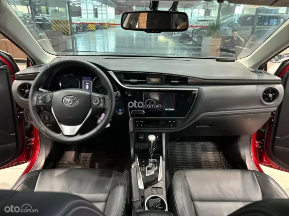 Toyota Corolla Altis 1.8 G 2020 - Xe chủ đi giữ gìn, cực mới