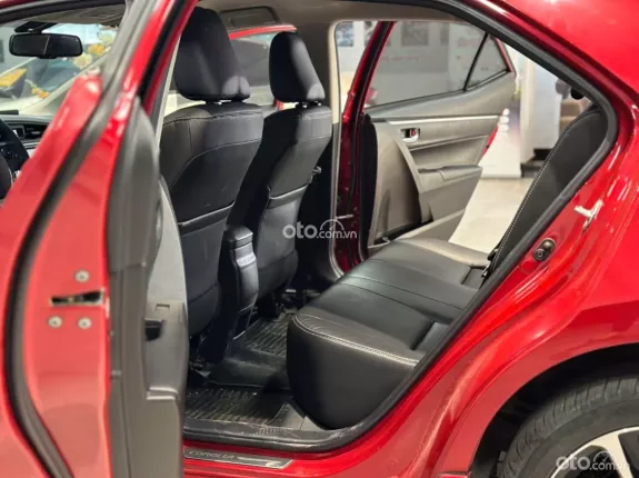 Toyota Corolla Altis 1.8 G 2020 - Xe chủ đi giữ gìn, cực mới