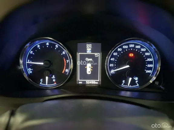 Toyota Corolla Altis 1.8 G 2020 - Xe chủ đi giữ gìn, cực mới