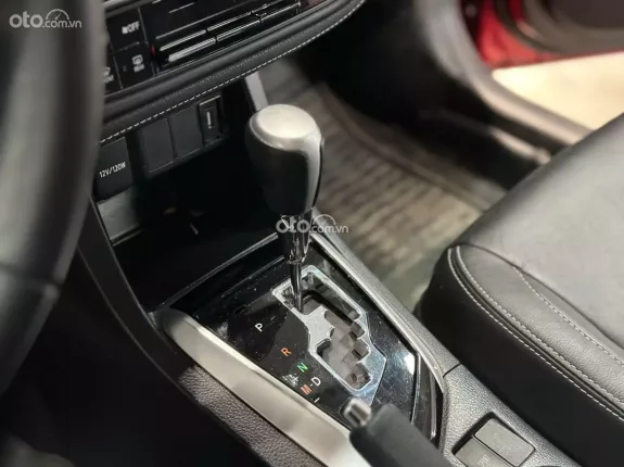 Toyota Corolla Altis 1.8 G 2020 - Xe chủ đi giữ gìn, cực mới