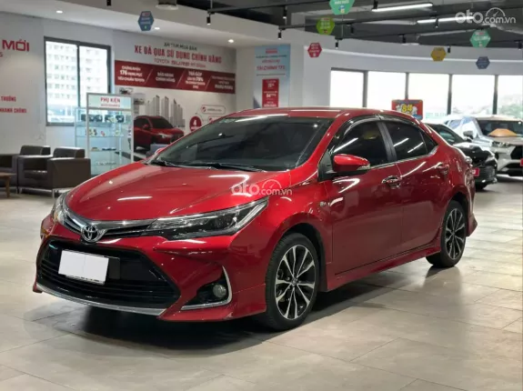 Toyota Corolla Altis 1.8 G 2020 - Xe chủ đi giữ gìn, cực mới