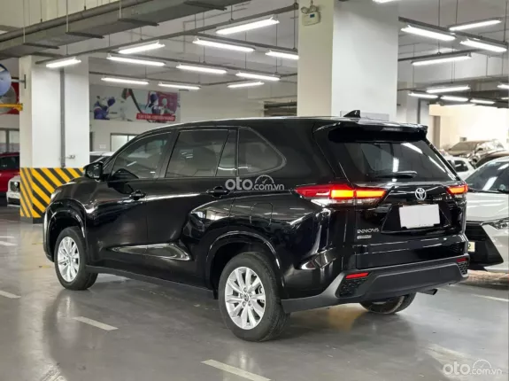 Toyota Innova Cross Xăng 2025 - Xe đẹp tại Hãng, liên hệ em