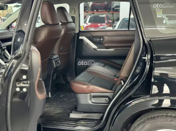 Toyota Innova Cross Xăng 2025 - Xe đẹp tại Hãng, liên hệ em