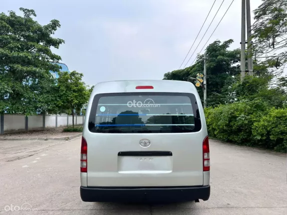 Toyota Hiace 2009 - Bán Hiace tải van 3 chỗ đời 2009, máy dầu