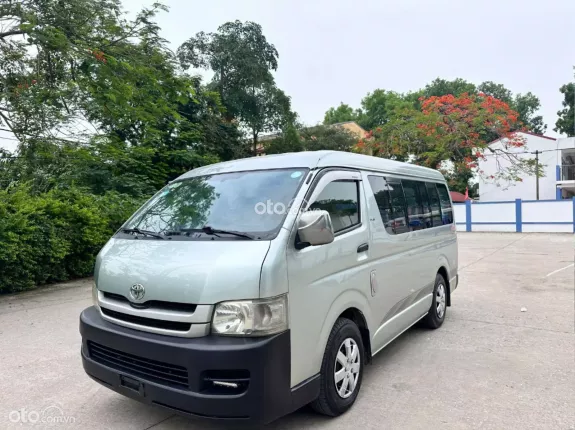 Toyota Hiace 2009 - Bán Hiace tải van 3 chỗ đời 2009, máy dầu