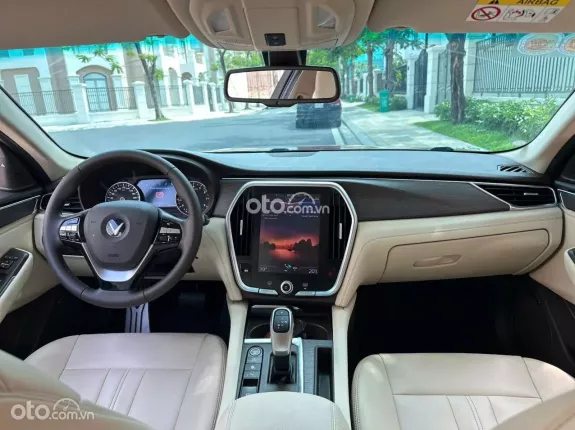 VinFast LUX A2.0 Cao cấp 2020 - Nội ngoại thất sang trọng