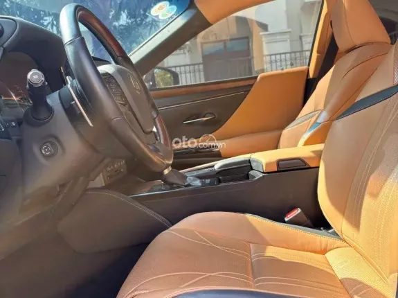 Lexus ES 250 F-Sport 2021 - Xe đẹp như mới