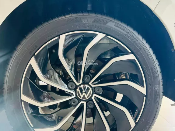 Volkswagen Golf 2026 - Mạnh Mẽ-Phong Cách-Tiện Nghi-Tiết Kiệm