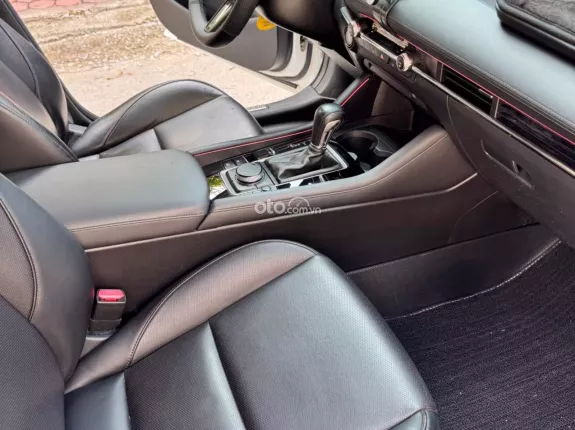 Mazda 3 Sedan 1.5L Luxury 2022 - Xe 36 đẹp không lỗi