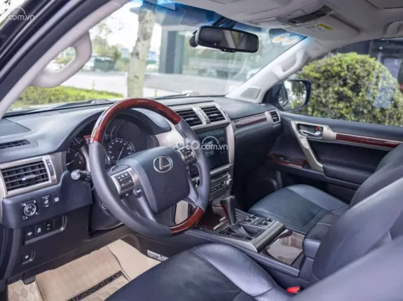 Lexus GX 460 2016 - Xe đẹp không lỗi nhỏ