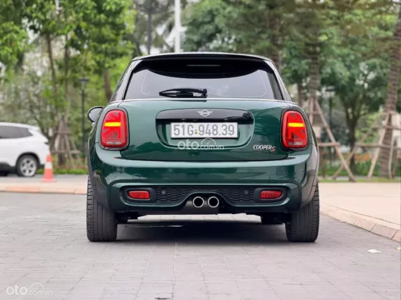 Mini Cooper S 5 cửa 2018 - Xe đẹp nội thất đen