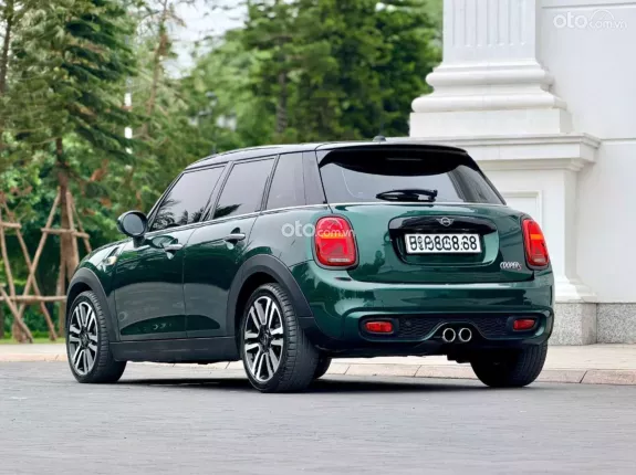 Mini Cooper S 5 cửa 2018 - Xe đẹp nội thất đen