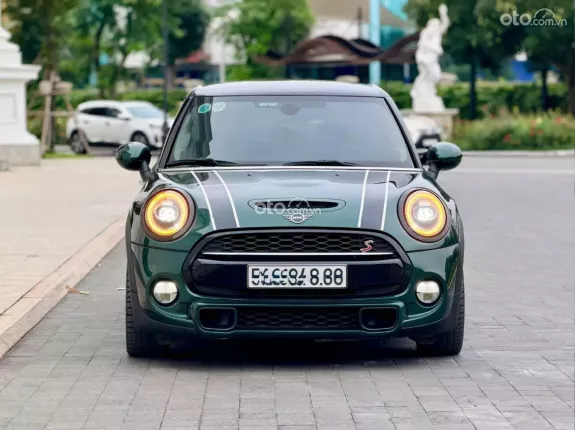 Mini Cooper S 5 cửa 2018 - Xe đẹp nội thất đen
