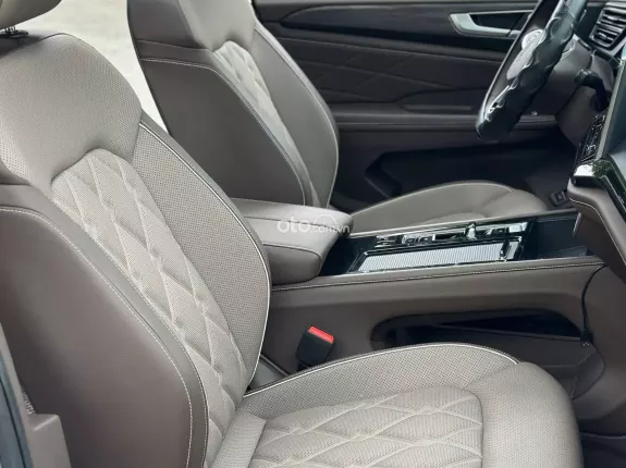 Volkswagen Viloran Luxury 2025 - Giá tốt, xe tại Hà Nội