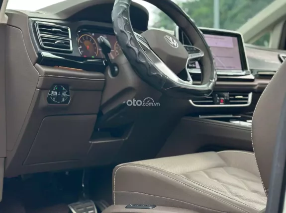 Volkswagen Viloran Luxury 2025 - Giá tốt, xe tại Hà Nội