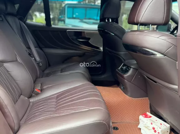 Lexus LS 500 2020 - LEXUS LS500 2020