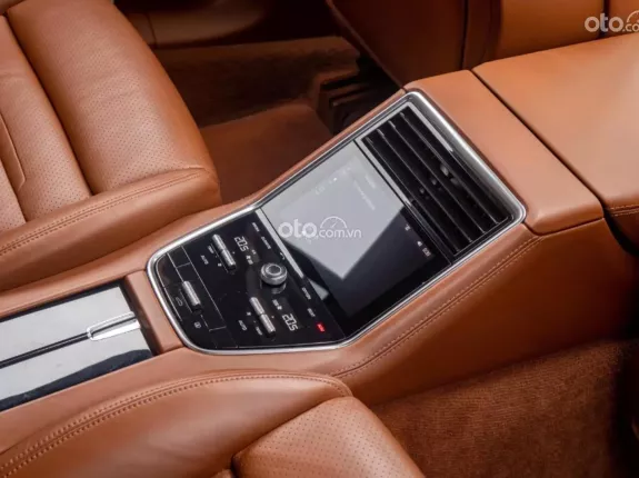 Porsche Panamera 2018 - Porsche Panamera 2019