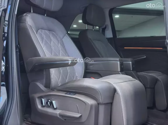 Volkswagen Viloran Luxury 2024 - Volkswagen Viloran Luxury 2024 siêu lướt 17.000km cực đẹp