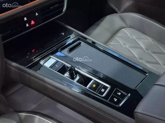 Volkswagen Viloran Luxury 2024 - Volkswagen Viloran Luxury 2024 siêu lướt 17.000km cực đẹp