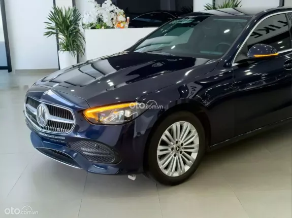 Mercedes-Benz C200 Avantgarde 2023 - Mercedes C200 Avantgader 2023 siêu lướt cực đẹp