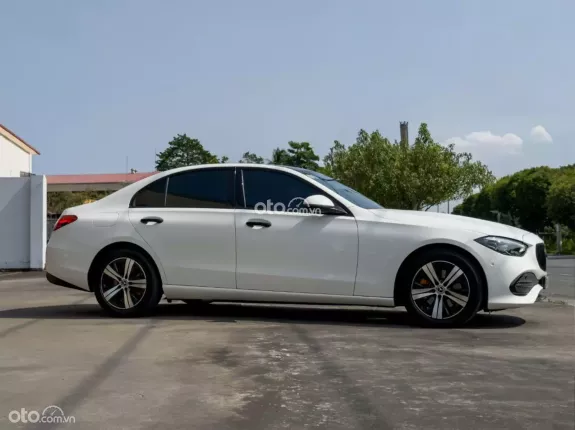 Mercedes-Benz C200 Avantgarde Plus 2022 - Mercedes C200 Avantgarde Plus 2022 cực đẹp