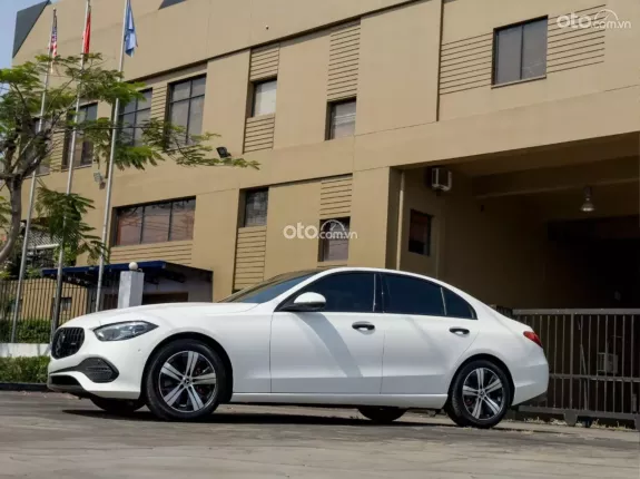Mercedes-Benz C200 Avantgarde Plus 2022 - Mercedes C200 Avantgarde Plus 2022 cực đẹp