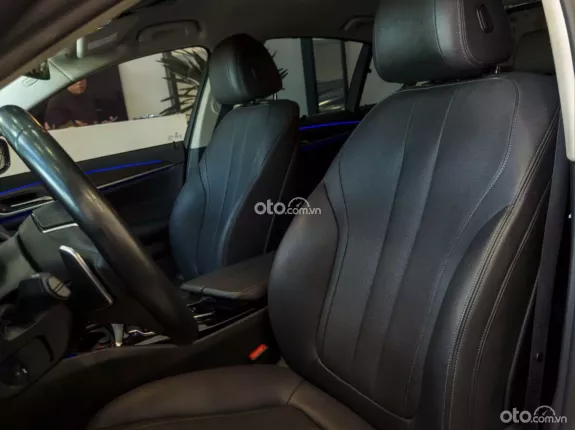 BMW 520i Luxury Line 2022 - BMW 520i Luxury Line 2022 Black Edition cực đẹp