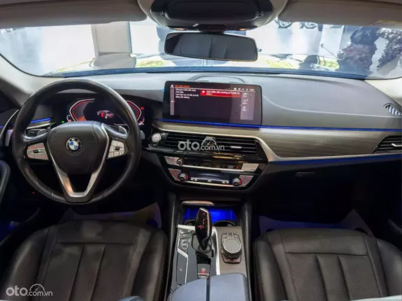 BMW 520i Luxury Line 2022 - BMW 520i Luxury Line 2022 Black Edition cực đẹp