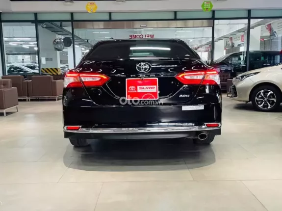 Toyota Camry 2.0G 2019 - BH chính hãng