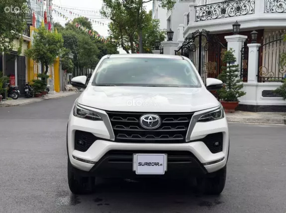 Toyota Fortuner 2.4 MT 4x2 2021 - Xe 1 chủ từ đầu