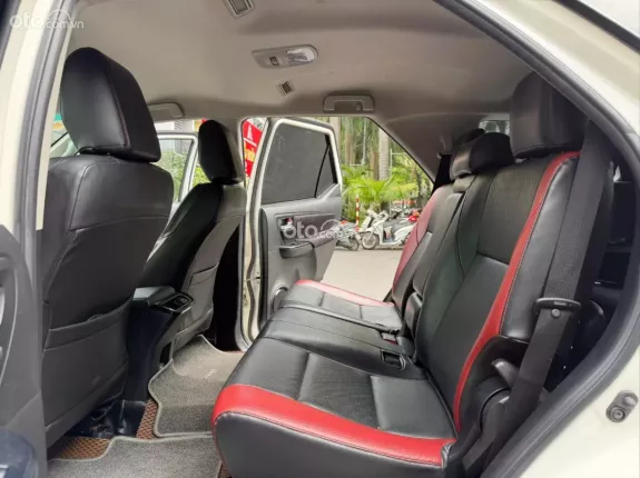 Toyota Fortuner 2.4 MT 4x2 2021 - Xe 1 chủ từ đầu
