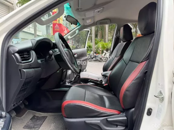 Toyota Fortuner 2.4 MT 4x2 2021 - Xe 1 chủ từ đầu