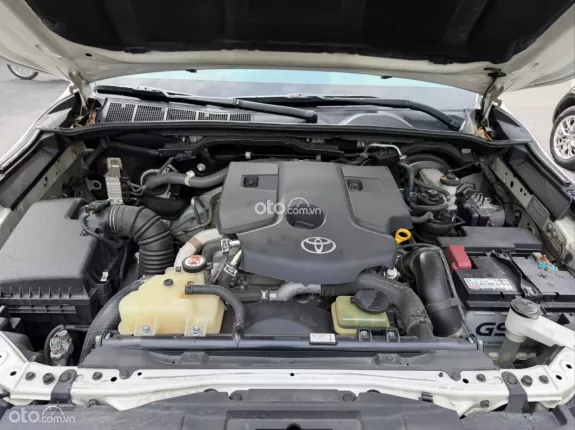Toyota Fortuner 2.4 AT 4x2 Legender 2022 - Xe full lịch sử hãng