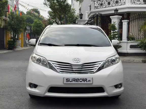 Toyota Sienna Limited 3.5 AT AWD 2012 - Xe gia đình 7 chỗ nhập Mỹ chất lượng cao