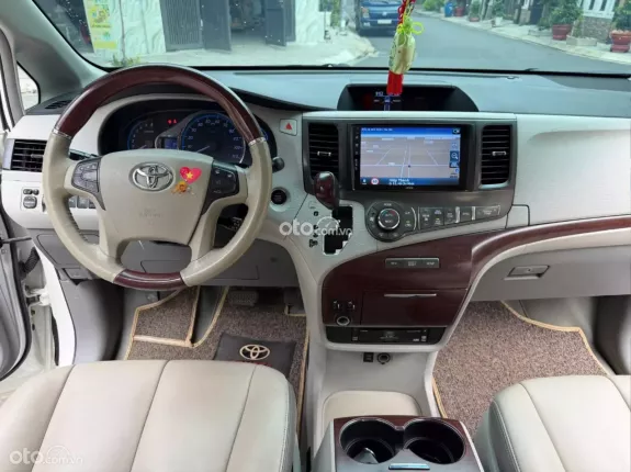 Toyota Sienna Limited 3.5 AT AWD 2012 - Xe gia đình 7 chỗ nhập Mỹ chất lượng cao