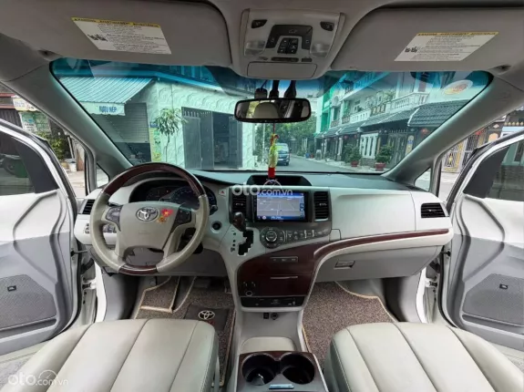 Toyota Sienna Limited 3.5 AT AWD 2012 - Xe gia đình 7 chỗ nhập Mỹ chất lượng cao