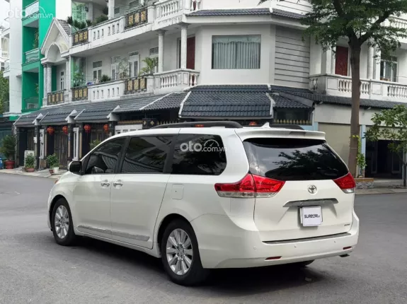 Toyota Sienna Limited 3.5 AT AWD 2012 - Xe gia đình 7 chỗ nhập Mỹ chất lượng cao