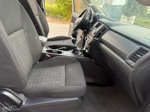 Ford Ranger XLS 2.2 4x2 MT 2019 - Số máy nguyên zin