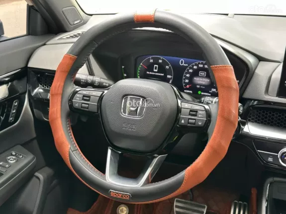 Honda CR-V e:HEV RS 2025 - Ni lông chưa bóc hết thơm mùi mới
