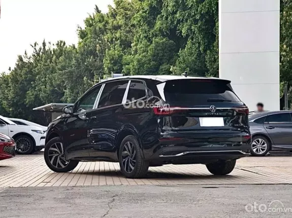 Volkswagen Viloran Premium 2026 - Phiên bản tiết kiệm hơn 200 triệu so với bản Cao Cấp đầy đủ tiện ích