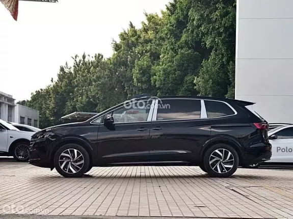 Volkswagen Viloran Premium 2026 - Phiên bản tiết kiệm hơn 200 triệu so với bản Cao Cấp đầy đủ tiện ích
