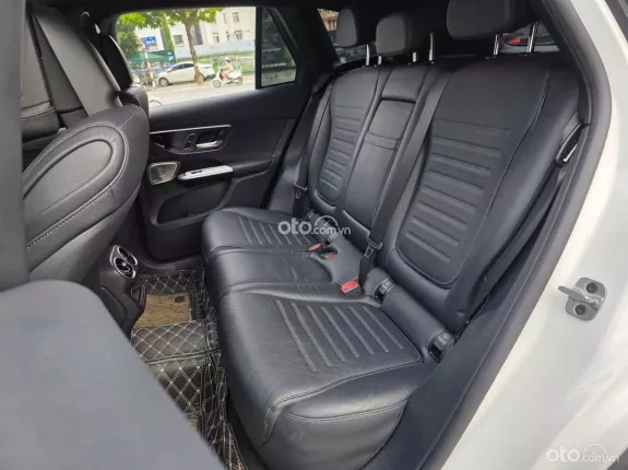 Mercedes-Benz GLC 300 4Matic 2023 - Model 2024 siêu lướt, tư nhân chính chủ
